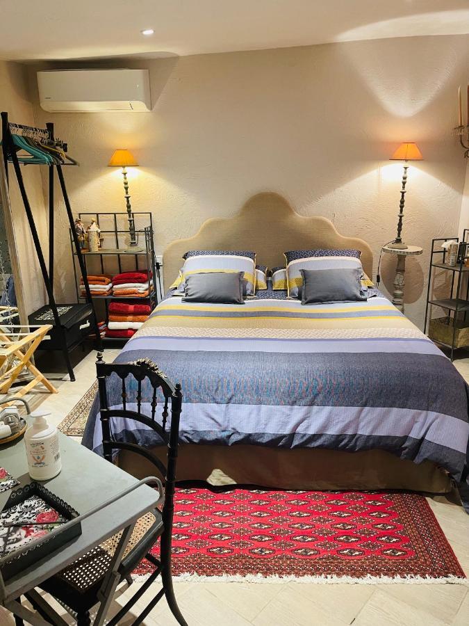 Abeille Bed and Breakfast Vence Esterno foto